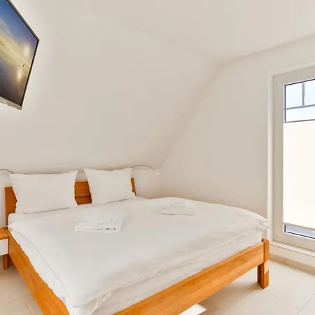 Wreechen Mit Dachterrasse *